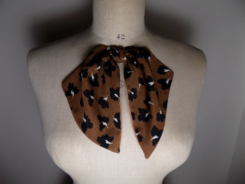 Deco Detachable Bow