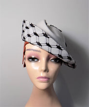 1930s style Tilt Hat Pale Grey